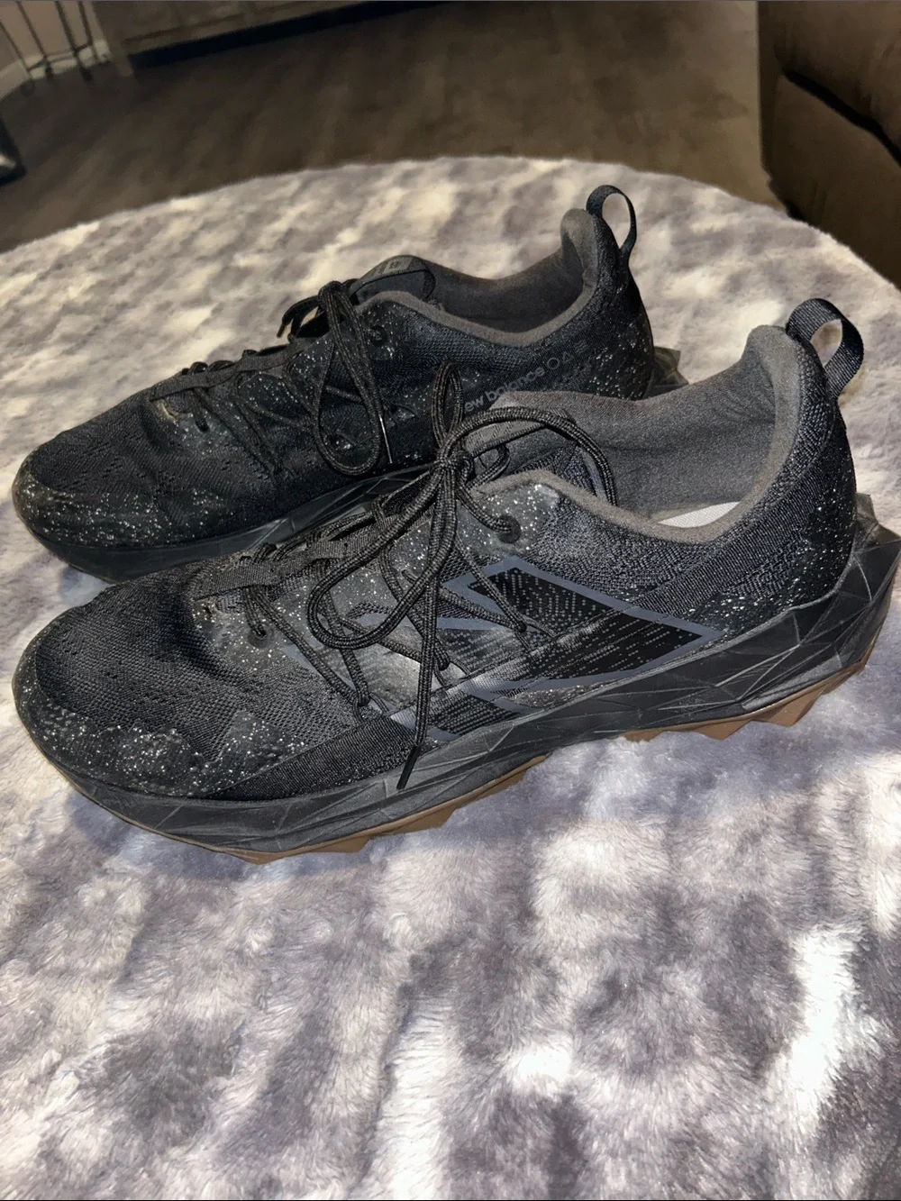 New Balance Men's Black and Brown Trail Sneakers